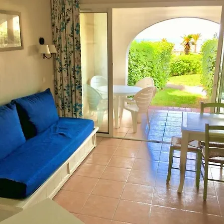 Appartement Résidence Rivages - Coquet De Type 2 En Rez De Jardin à Six Fours Les Plages Mae-9654 *